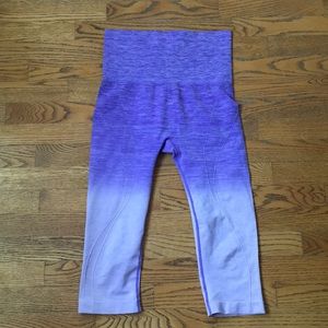 💜Yelete Ombré Purple 3/4 Leggings💜